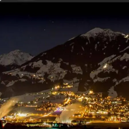 شقة In Stubai Valley With Balcony نيوستيف ام ستوبيتا