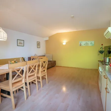 Apartmán In Stubai Valley With Balcony *